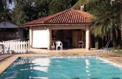 Excelente chácara de 9.000 m²/casa sede/piscina/espaço gourmet à venda em mogi das cruzes