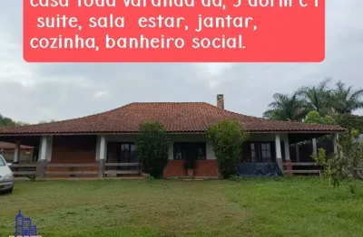 Excelente chácara de 900 m²/ casa sede/piscina/área gourmet a venda em suzano