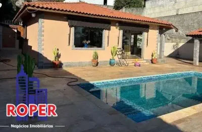 Excelente chácara com escritura e aceita financiamento de 1.380 m²/ casa sede/piscina/espaço gourmet à venda em mairiporã