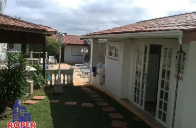 Excelente casa com 4 dormitórios/espaço gourmet/piscina/6 vagas à venda em atibaia
