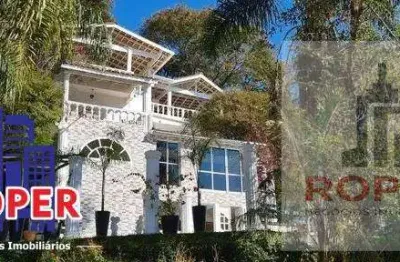 Casa de alto padrão à venda e locação – condomínio alpes da cantareira