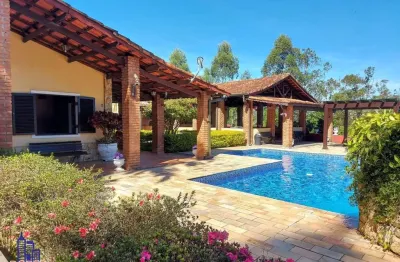 Excelente casa de campo com terreno de 1.263 m²/ casa sede/ piscina/área gourmet e 10 vagas à venda no condomínio campos de mairiporã