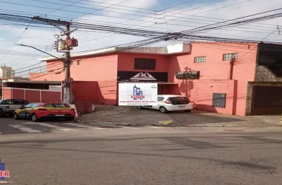 Excelente sobrado podendo ser residencial ou comercial com 3 dormitórios/3 vagas à venda no jardim três marias