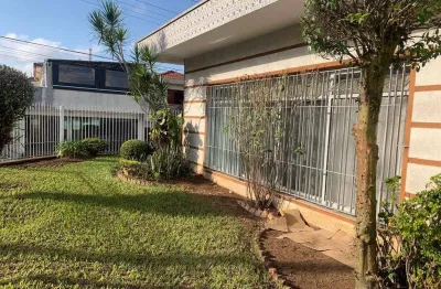 Casa térrea com 300 m²/3 dorms/4 vagas à venda na vila ema