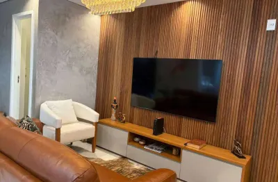 Sobrado com 81 m²/2 suites/varanda/2 vagas à venda na vila santa clara