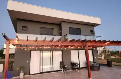 Casa de alto padrão com 1.428 m²/ 3 suites à venda/locação em guararema