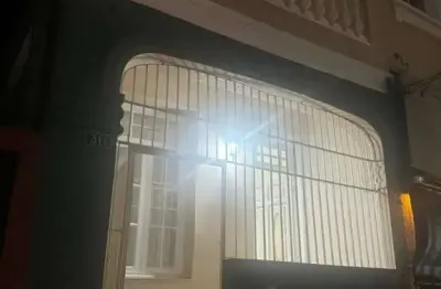 Aluga casa térrea para fins comerciais – pronta para uso! no ipiranga