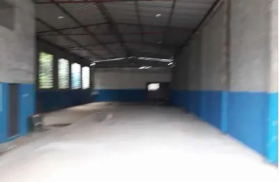 Excelente galpão de 500 m² para alugar em itaquaquecetuba