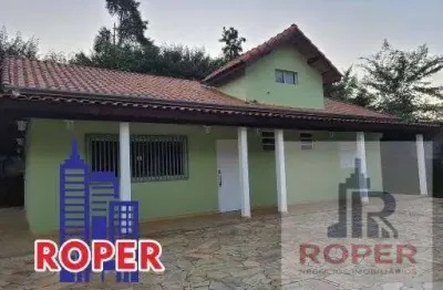 Excelente chácara de 6.326 m²/casa sede/ lago à venda em arujá