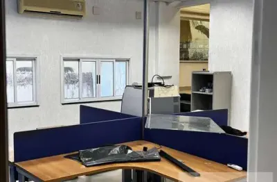 Excelente galpão com 5 escritórios de 900 m² para locação na vila prudente