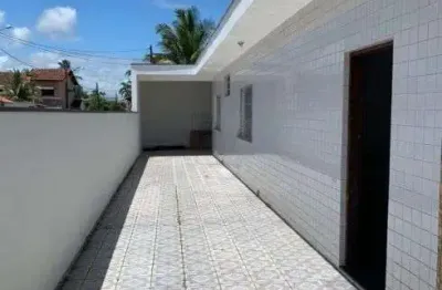 Casa à 127m do mar com 4 quartos e churraqueira em itanhaém.