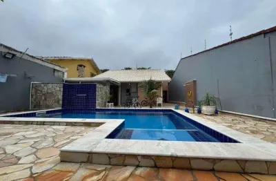 Exclusiva casa com piscina, 3 dormitórios e área gourmet a 500m do mar - aceita financiamento