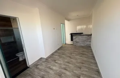 Apartamento à 400m do mar em peruíbe - r$ 175.000,00.