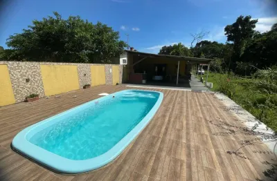Chácara com 3 quartos, piscina e churrasqueira em itanhaém.