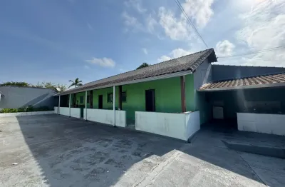 Casa lado praia com 8 kitnets em peruíbe - r$ 650.000,00.