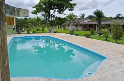 Chácara com 9 quartos, piscina e churrasqueira em itanhaém.