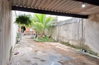 Casa com espaço para piscina e churrasqueira em itanhaém - r$ 170.000,00.