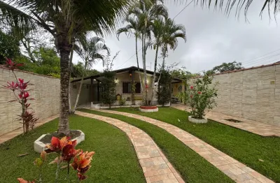 Chácara com 3 quartos, piscina e área gourmet em itanhaém - r$ 430.000,00.