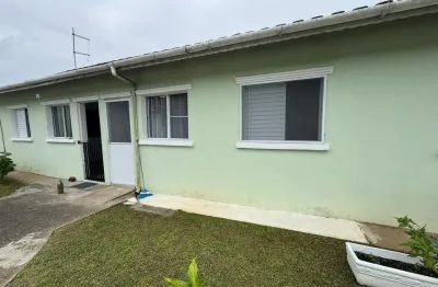 Casa em condomínio com 2 quartos e piscina em itanhaém - r$ 200.000,00.