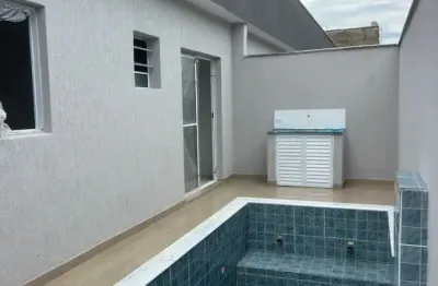Casa em condomínio com piscina e 2 quartos em itanhaém - r$ 329.000,00.
