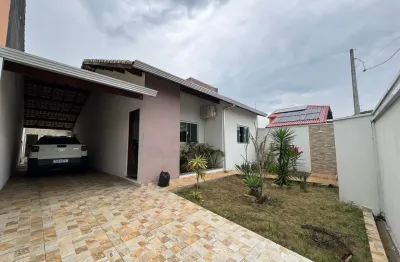 Casa na praia com 3 quartos e área gourmet em peruíbe - r$ 570.000,00.