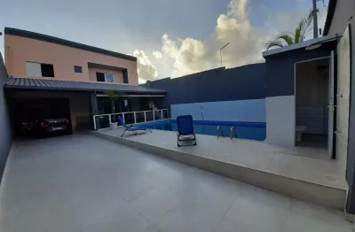 Casa na praia com piscina e 6 quartos em itanhaém - r$ 870.000,00.