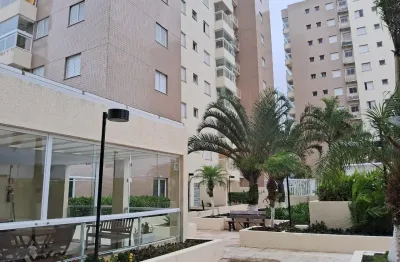 Apartamento à 100m do mar com piscina e 2 quartos em itanhaém.