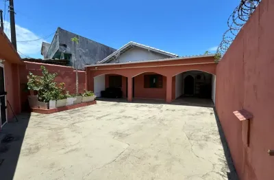 Casa com 4 quartos e espaço para piscina em itanhaém - r$ 505.000,00.
