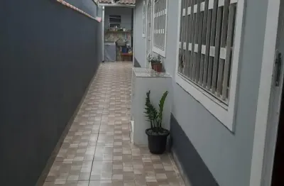 Casa com 2 quartos e churrasqueira em itanhaém - r$ 290.000,00.