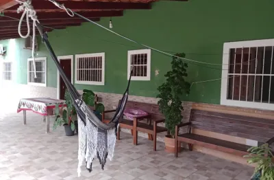 Casa com 2 quartos e espaço para piscina em itanhaém - r$ 280.000,00.