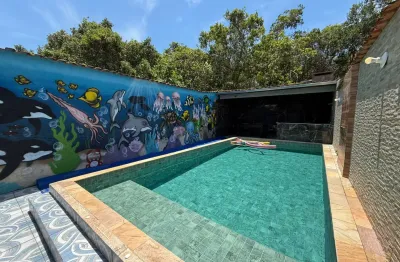 Casa com piscina e área gourmet com churrasqueira em itanhaém - r$ 280.000,00.