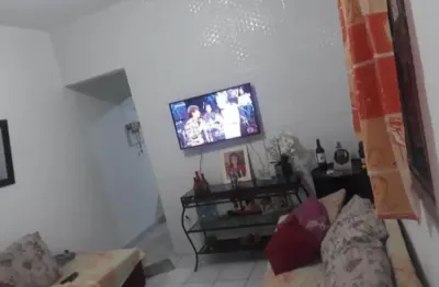 Casa com 3 quartos e garagem para 2 carros, bairro cidade náutica, em são vicente/sp