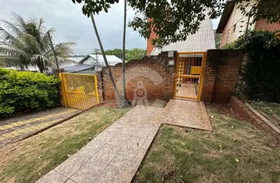 Sobrado com excelente localização, de 287m  no centro de foz do iguaçu pr
