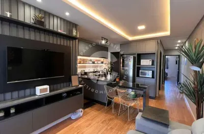 Casa mobiliada com energia solar, 2 quartos e 2 vagas. localização privilegiada em foz