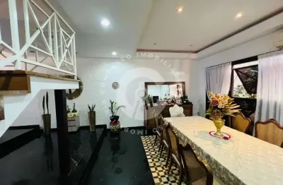 Sobrado amplo no jardim lancaster com quatro quartos, suíte e garagem, ideal para morar e investir.