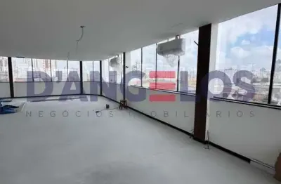Lindo salão comercial novo para locação na vila carrão, são paulo-sp: 1 sala, 1 banheiro, 170m² de área.