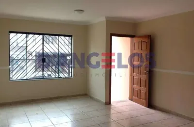 Espaçoso sobrado para locação na vila formosa, são paulo-sp: 3 quartos, 1 suíte, 2 salas, 2 banheiros, 2 vagas de garagem - 125m²!