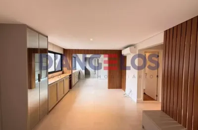 Apartamento à venda em Moema, São Paulo-SP: 4 quartos, 2 suítes, 2 salas e 142m² de área!