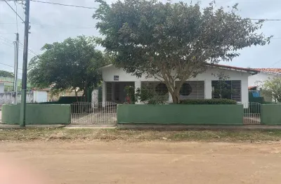 Casa para venda tem 192 metros quadrados com 4 quartos em - são josé da coroa grande - pe por r$ 600mil.