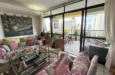 Apartamento no bairro do parnamirim com 4 quartos sendo 2 suítes com 230m² por r$ 1.300.000,00.