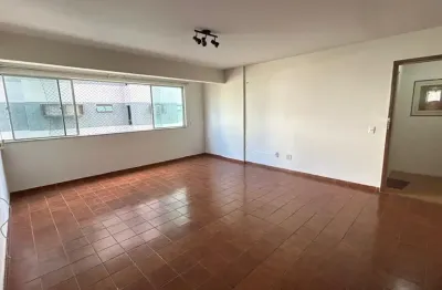 Apartamento no bairro dos aflitos com 3 quartos sendo 1 suíte com 115m² por r$ 440mil.