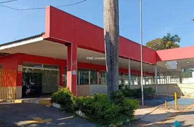 Imóvel comercial em interlagos: 47 vagas de garagem e 562,18m² de área disponíveis para locação em sp.