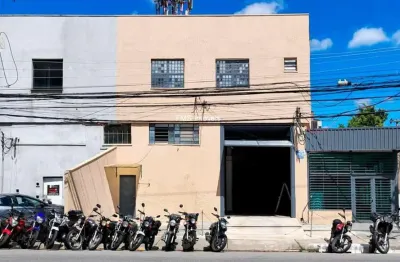 Galpão comercial de alto padrão para locação na barra funda, são paulo-sp: 2 banheiros, 4 vagas e 279m² de área.