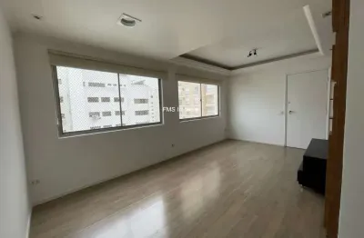 Apartamento à venda em moema, com 3 quartos sendo 1 suíte, 3 banheiros, 1 vaga.