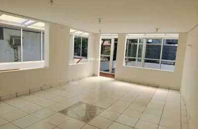 Casa comercial 231m² construida - 3 dormitorios - 6 banheiros - chacara santo antonio