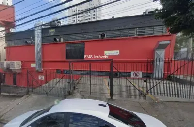 Galpão Comercial de Alto Padrão para Locação na Vila Leopoldina, São Paulo-SP: 660m², 1 Sala, 6 Banheiros e 14 Vagas de Garagem.