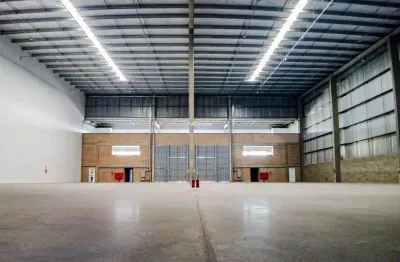 Galpão comercial de alto padrão em santa júlia, itupeva-sp: 2 banheiros, 6 vagas, 1.251,60 m² - venda ou locação!
