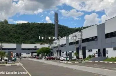 Aluguel de galpão comercial de alto padrão em barueri: 2 banheiros, 8 vagas, 831m² no jardim belval!