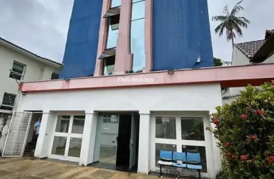 Prédio comercial com 580m² de área e 4 andares no bairro sumaré