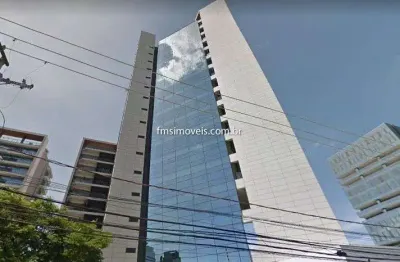 Conjunto comercial de alto padrão na vila olímpia: 4 vagas de garagem e 240m² à venda ou locação em sp